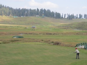 IMG_4512Beautiful Golf Course in Gulmarg Valley , Kashmir , India by Jiten Kardam